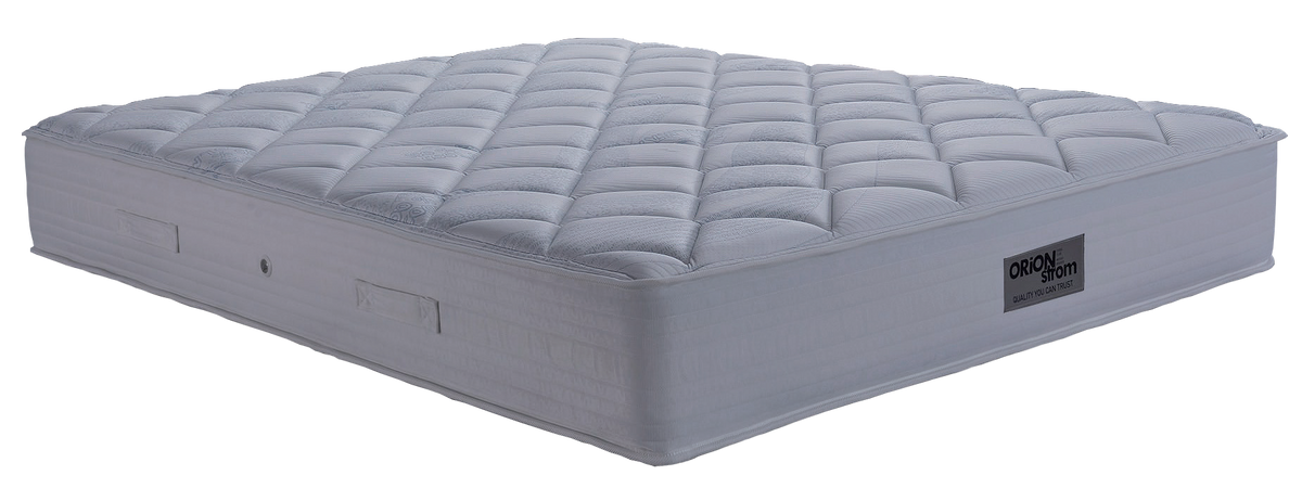 EN28 ANALLERGICO COOLMAX EXTRA PLUS POCKET — Εναλλακτική όψη: ανοιχτό γκρι καπιτονέ επιφάνεια με μεγάλα καμπύλα μοτίβα και υφασμάτινες λαβές. Αίσθηση: μέτρια προς σκληρή. Ανατομικό στρώμα.