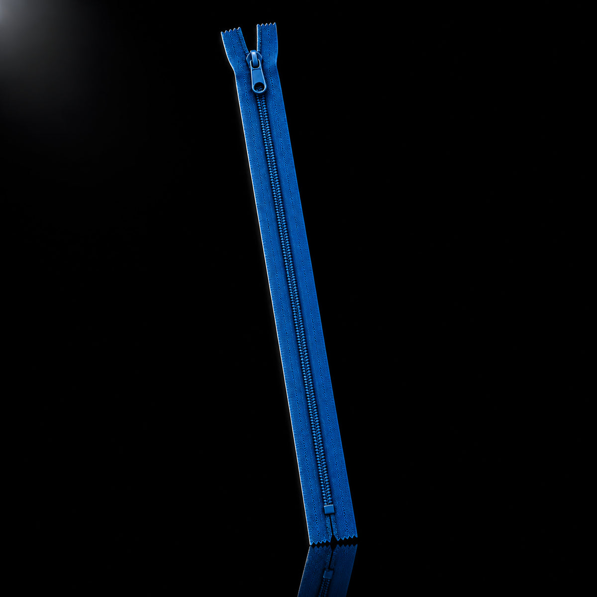 Zipper with slider No3 31 cm - 100 pcs — Zipper with slider No3 31 cm - 100 pcs · Electric blue