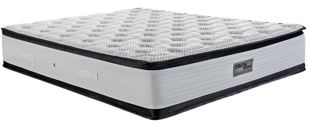 EN14 DIAMOND SUPER PLUS COCO — Angled view: white quilted top with a black band around the edge. Feel: firm. Orthopaedic mattress.