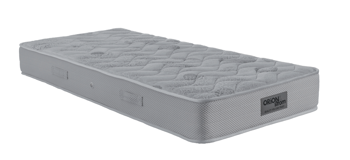 EN300 Elegant Orionzone High Pocket — Πλάγια όψη: λευκή καπιτονέ επιφάνεια και ανοιχτό γκρι φάσα με μικρό επαναλαμβανόμενο σχέδιο. Αίσθηση: μέτρια προς σκληρή. Ανατομικό στρώμα.