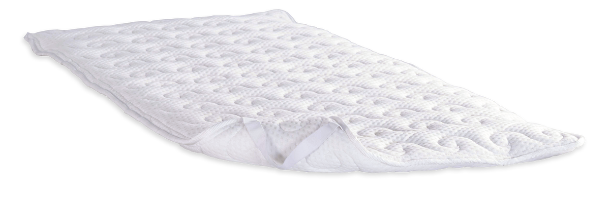 5118 Comfort Hotel Deluxe Hyper Soft — Angled view: thin white quilted fabric with raised curved motifs and a stitched edge.