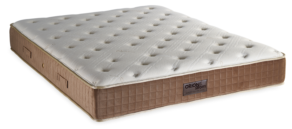330 Smart Bamboo Hyper Soft Plus — Πλάγια όψη: λευκή επιφάνεια με βαθύ καπιτονέ και καφέ πλαϊνή φάσα με κάθετες ραφές. Αίσθηση: μέτρια. Ορθοπεδικό στρώμα.