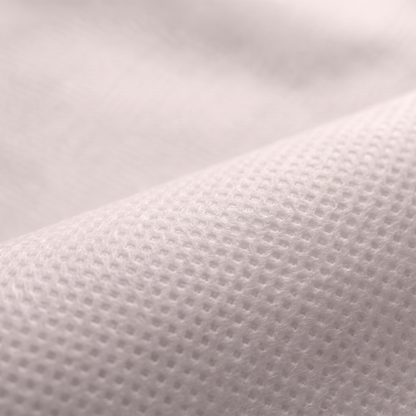 Ύφασμα NON WOVEN 100gr σε λιλά, διαθέσιμο σε πλάτος 160cm, για ενισχυμένες επενδύσεις και διακοσμητικές κατασκευές.