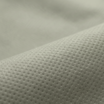 Ύφασμα NON WOVEN 70gr σε εκρού, διαθέσιμο σε πλάτος 160cm, για επενδύσεις και διακοσμητικές εφαρμογές.