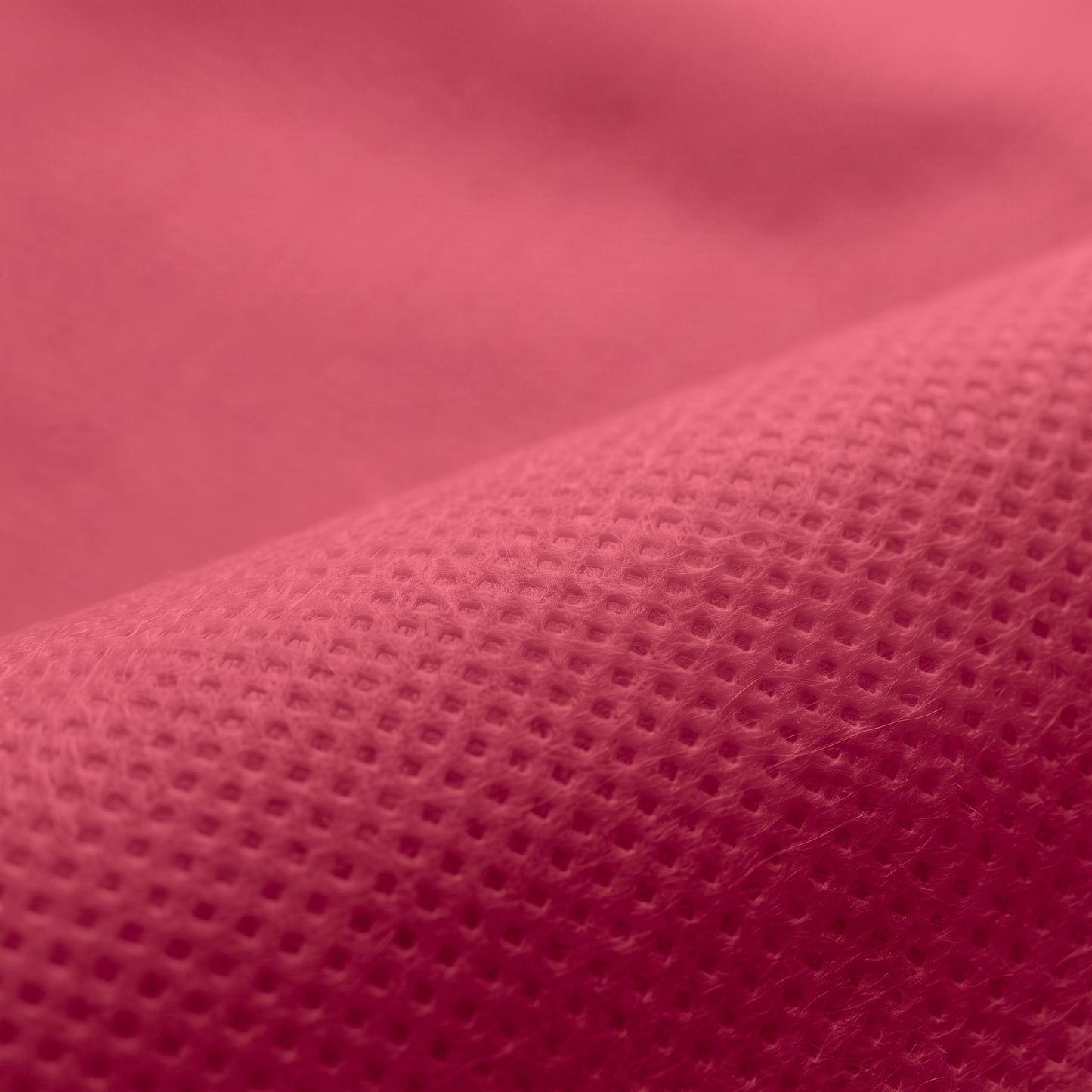 Ύφασμα NON WOVEN 70gr σε φούξια, διαθέσιμο σε πλάτος 160cm, για επενδύσεις και διακοσμητικές εφαρμογές.