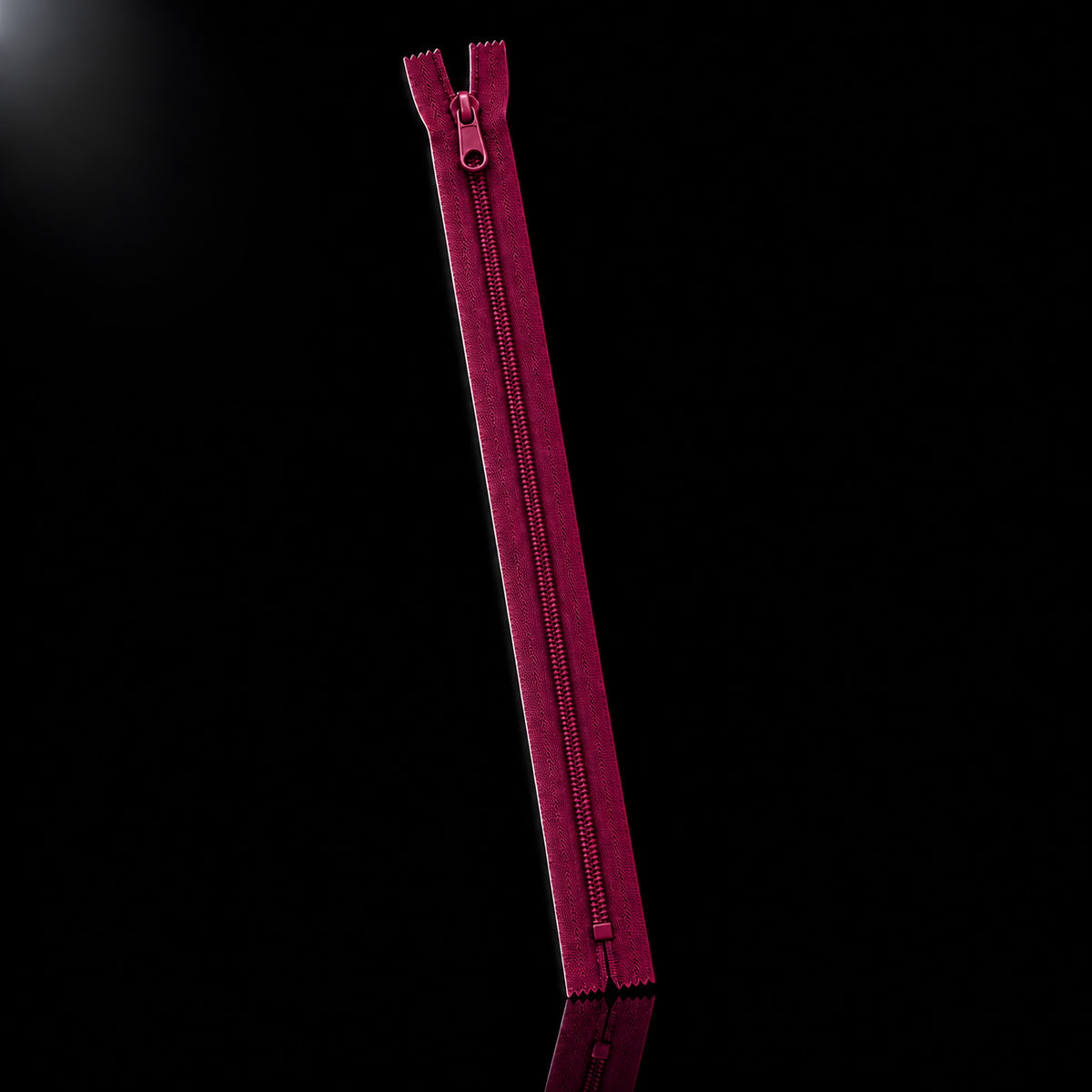 Zipper with slider No3 31 cm - 100 pcs — Zipper with slider No3 31 cm - 100 pcs · Burgundy