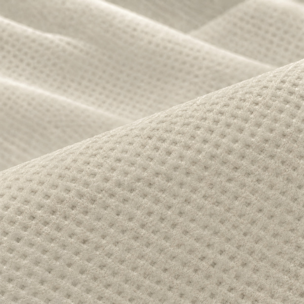 Non-woven 70 gr — Non-woven 70 gr · Ecru