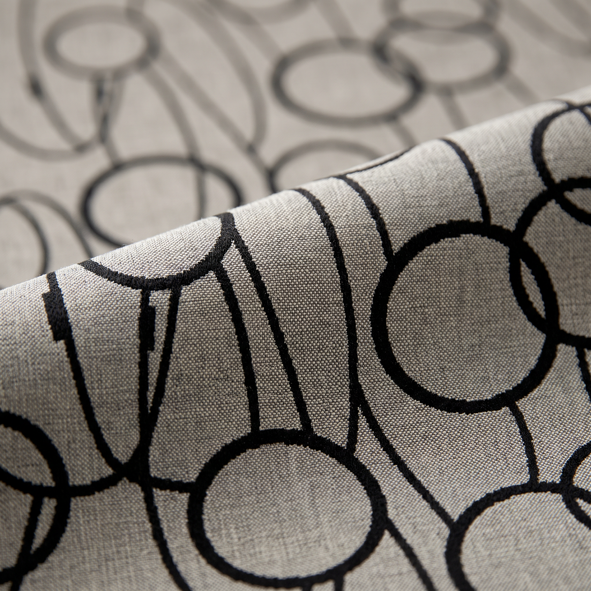 Ύφασμα LONDON 140 εκ. — ORION LONDON-13 upholstery fabric swatch – color and texture